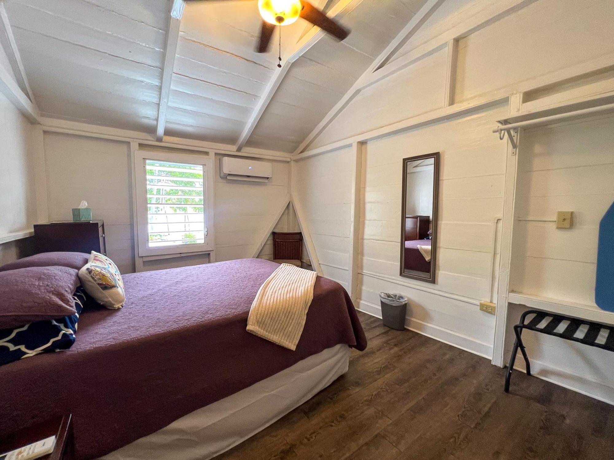 Victoria House Hotel Frederiksted Bagian luar foto