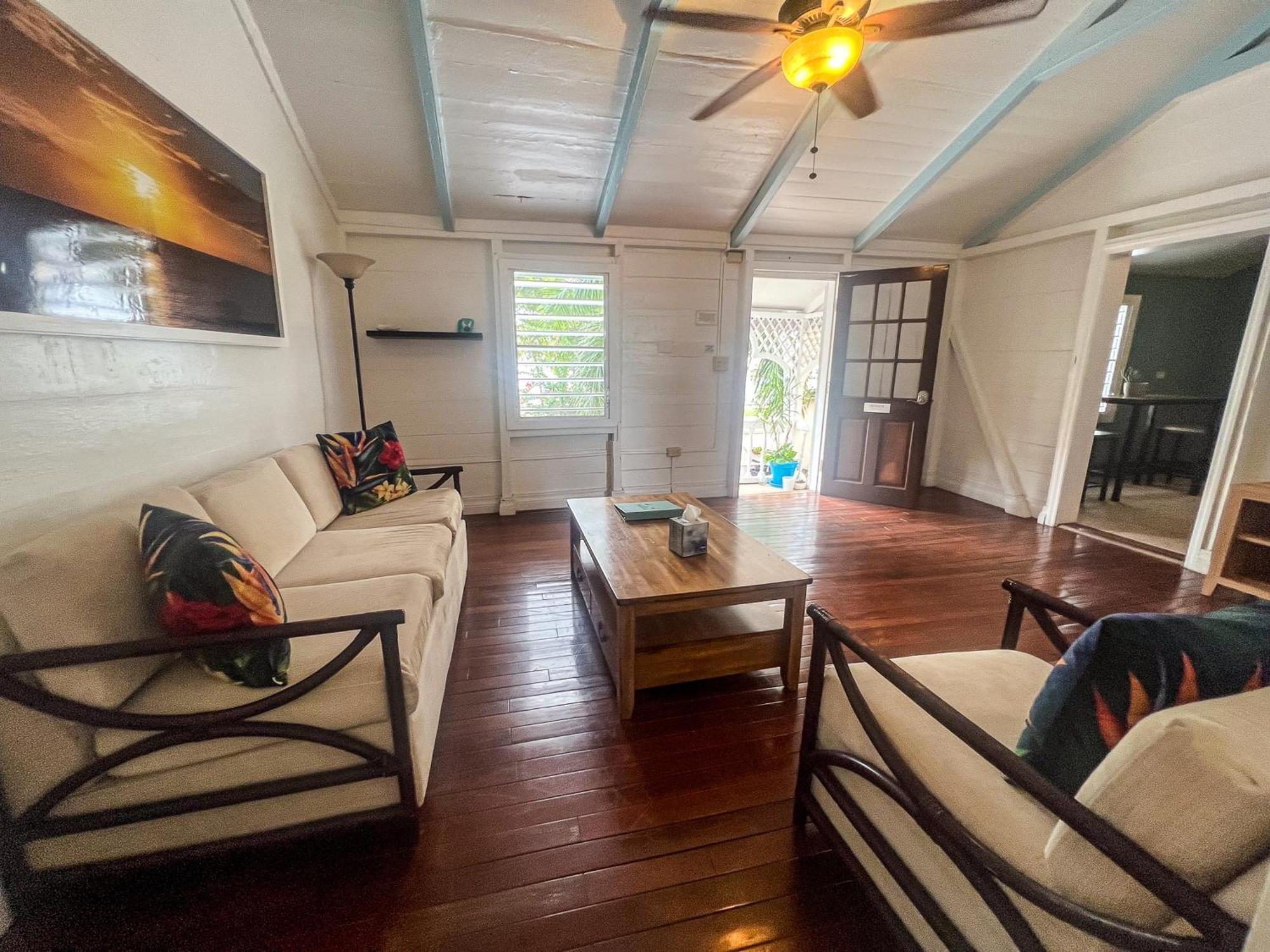 Victoria House Hotel Frederiksted Bagian luar foto