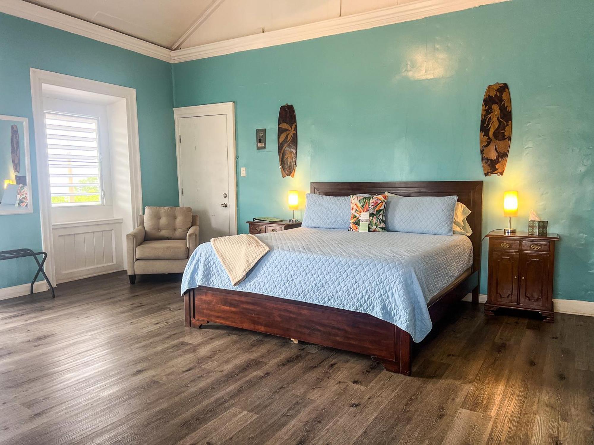 Victoria House Hotel Frederiksted Bagian luar foto